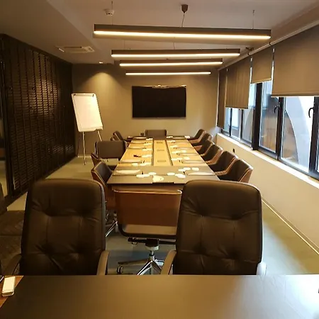 Park & 5* Skopje