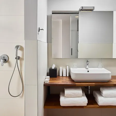 酒店 公园spa酒店