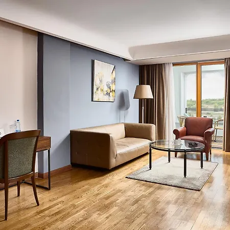 Hotel Park & 5*