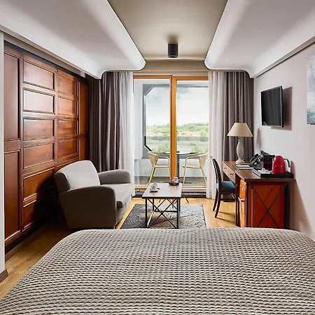 Park & Hotel 5*