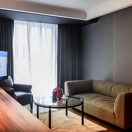 Park & Готель 5*