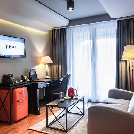 Park & 5* Скоп'є