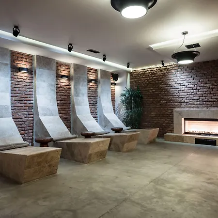 Готель Park & 5*